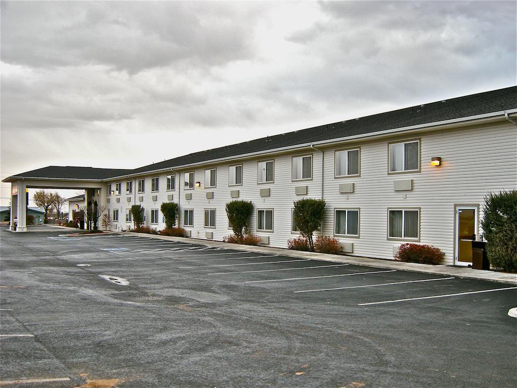 Rory&Ryan Inn Hines Bagian luar foto