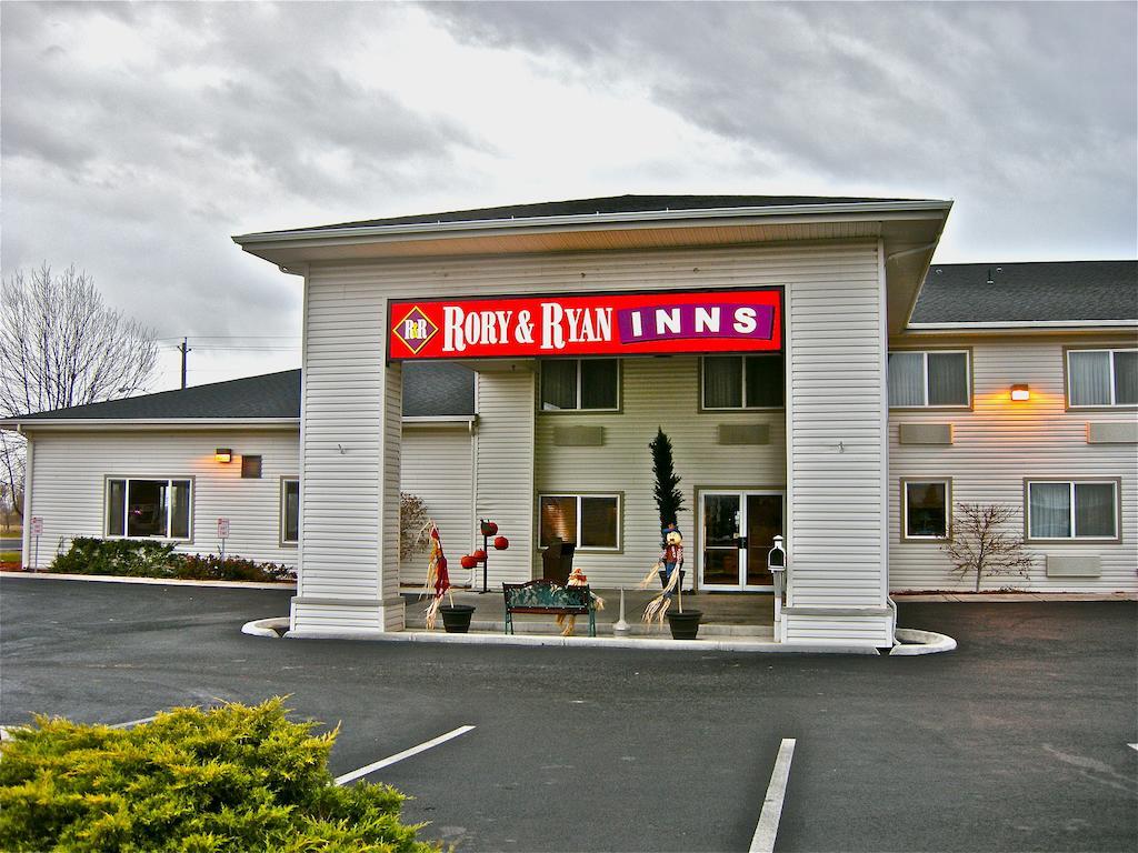 Rory&Ryan Inn Hines Bagian luar foto